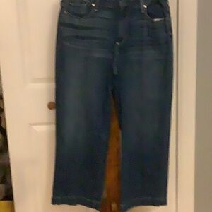 Woman’s Paige dark blue jeans size 32 wide leg